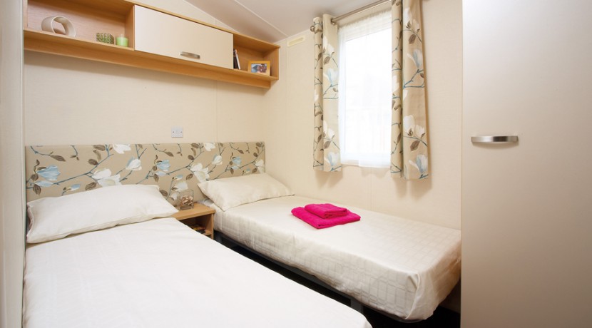 2014-Atlas-Chorus-Bedroom