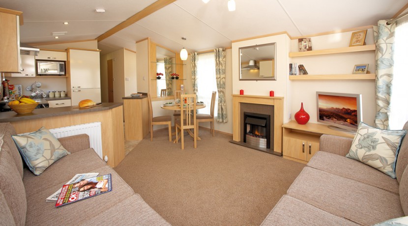 2014-Atlas-Chorus-Lounge