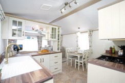 2016-Atlas-Debonair-kitchen