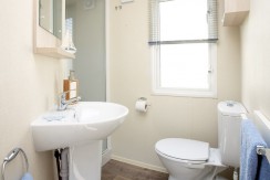 2016-Atlas-Florida-toilet