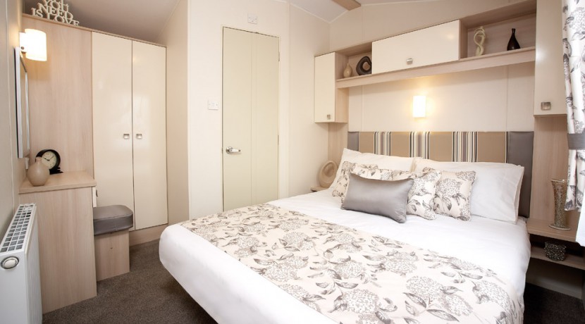 2016-Atlas-Heritage-master-bedroom