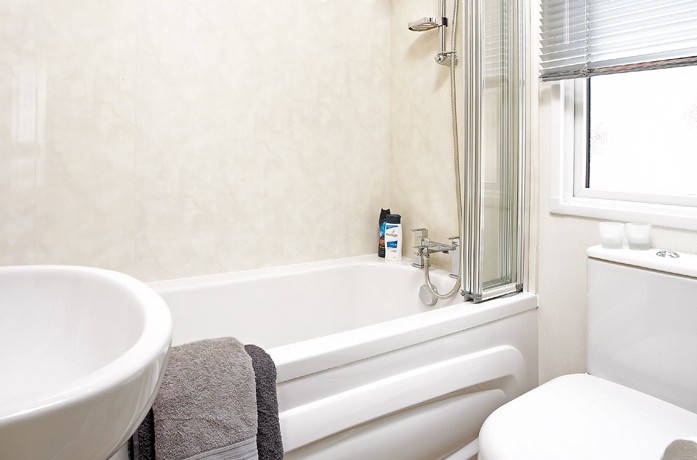 2016-Atlas-Image-bath