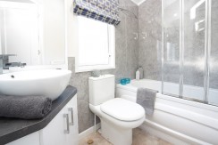 2016-Atlas-Jasmine-Lodge-bathroom