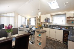 2016-Atlas-Jasmine-Lodge-interior