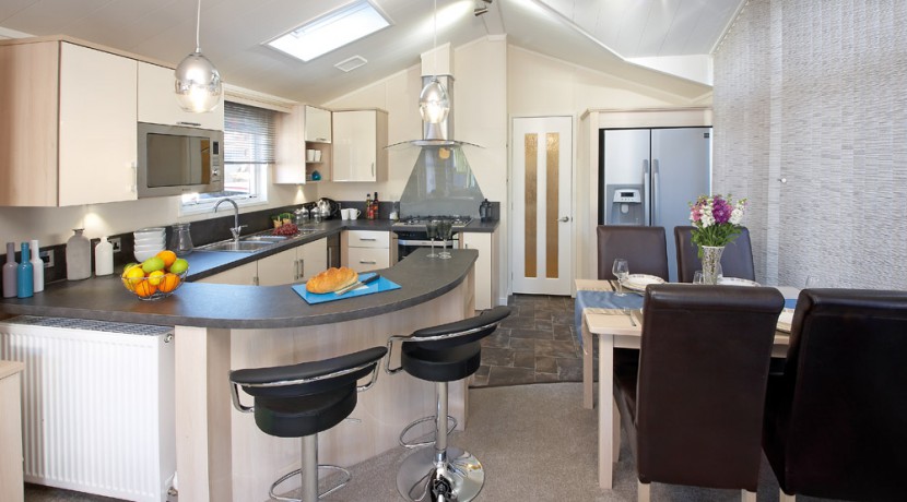 2016-Atlas-Jasmine-Lodge-interior2