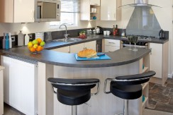 2016-Atlas-Jasmine-Lodge-kitchen2