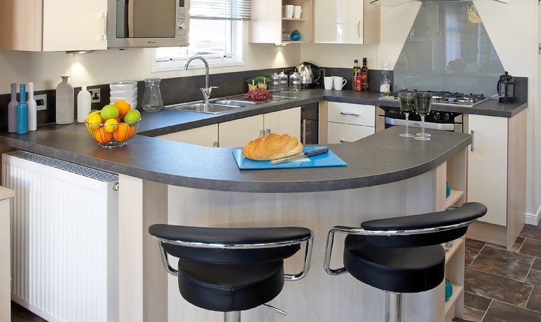 2016-Atlas-Jasmine-Lodge-kitchen2