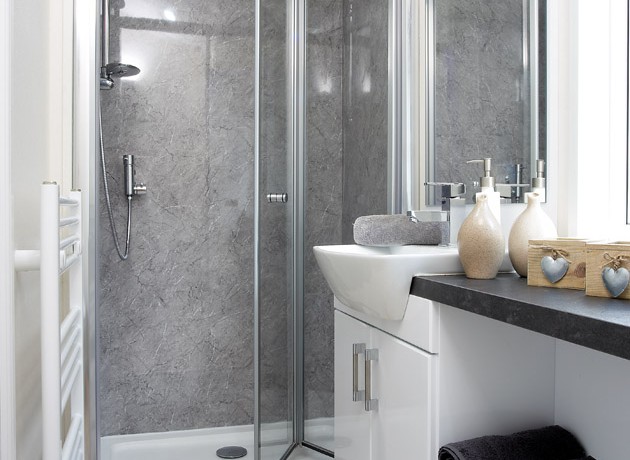 2016-Atlas-Jasmine-Lodge-shower