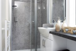 2016-Atlas-Jasmine-Lodge-shower