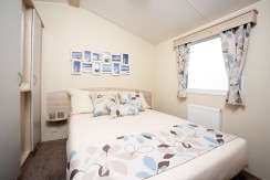 2016-Atlas-Moonstone-master-bedroom2