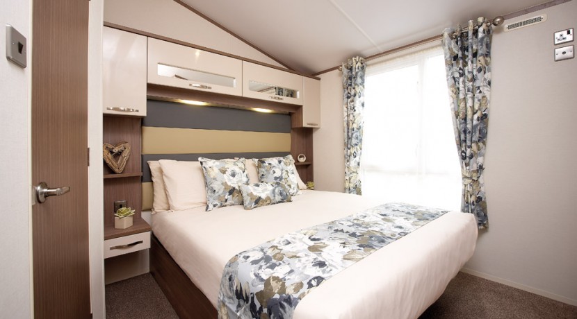 2016-Atlas-Status-master-bedroom1