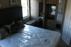 Serena double bed