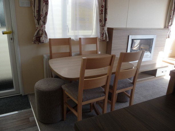 Sierra Dining Area