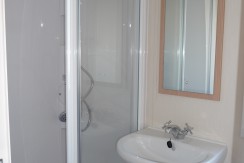 Willerby-Aurora-Shower