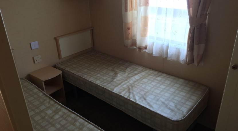 Willerby Savoy Twin Room TK