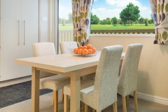 Willerby-boston-lodge-dining-area