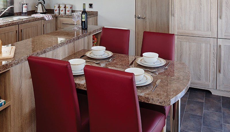 carnaby-helmsley-lodge-dining-area