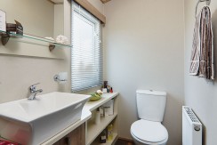 carnaby-helmsley-lodge-toilet