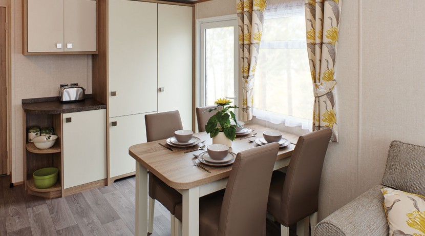 carnaby-oakdale-dining-area