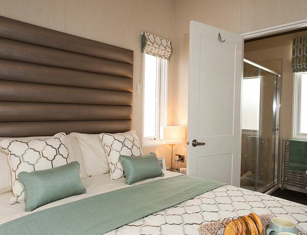 pemberton-arrondale-master-bedroom