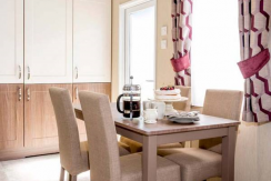 pemberton-avon-dining-area