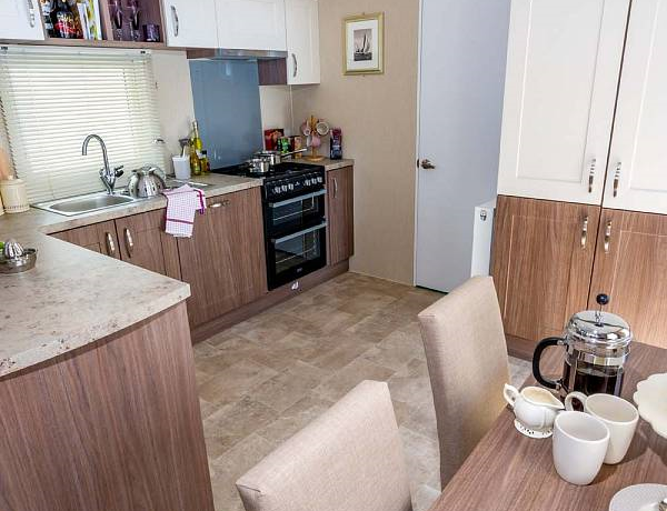 pemberton-avon-kitchen