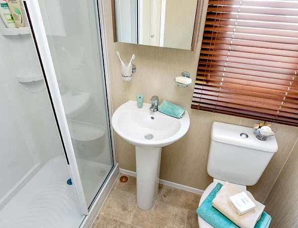 pemberton-avon-shower