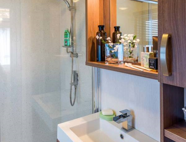 pemberton-glendale-bathroom