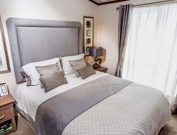 pemberton-glendale-master-bedroom2