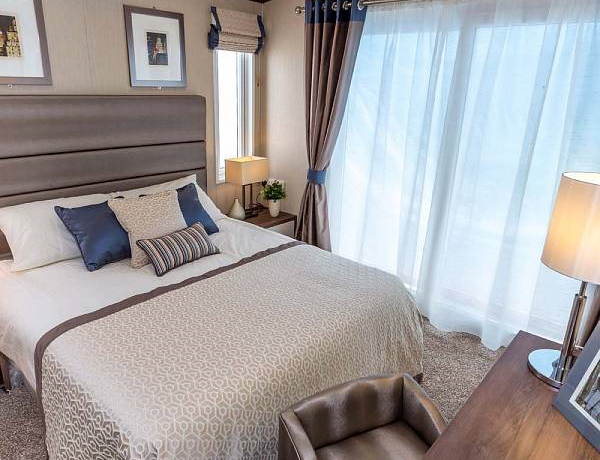 pemberton-parklane-master-bedroom2
