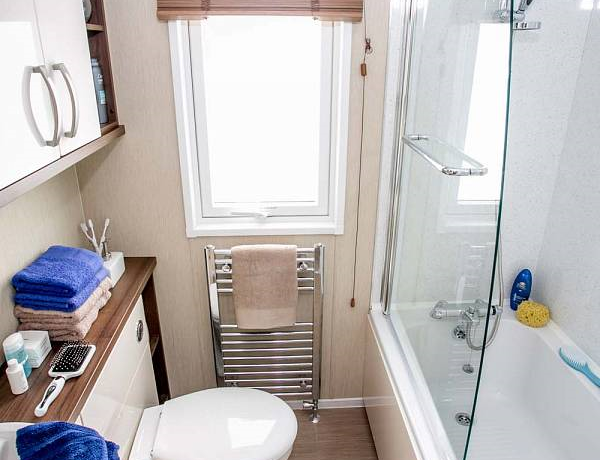 pemberton-parklane-shower