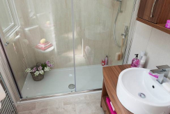 pemberton-rivendale-shower3