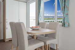 willerby-avonmore-dining-area