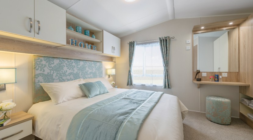 willerby-avonmore-master-bedroom