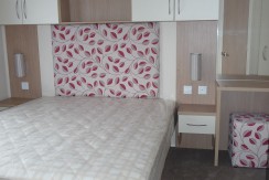 willerby-brockenhurst-main-bedroom