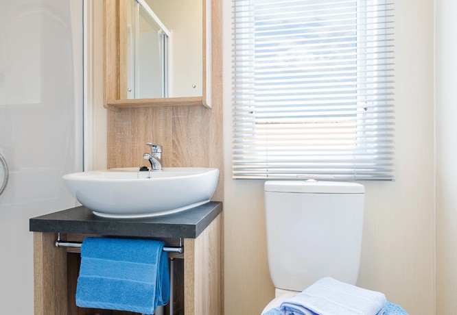 willerby-caprice-bathroom