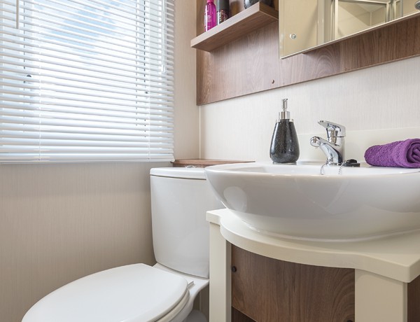 willerby-chambery-bathroom