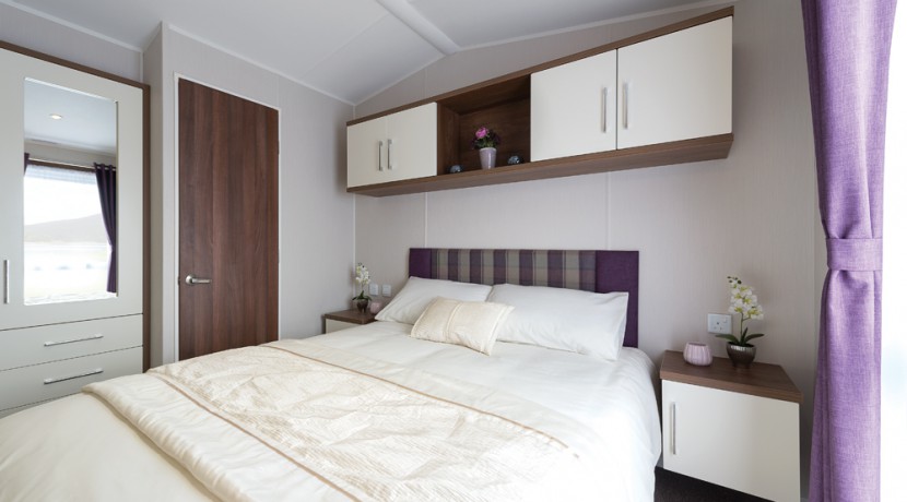 willerby-chambery-master-bedroom