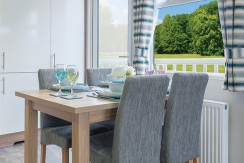 willerby-granada-mobile-home-dining