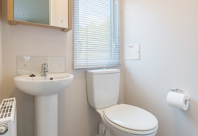 willerby-granada-mobile-home-toilet