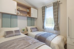 willerby-granada-mobile-home-twin-bedroom