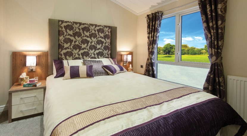willerby-new-hampshire-master-bedroom