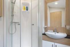 willerby-pinehurst-sliding-shower