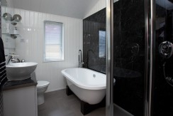 willerby-ridgewood-lodge-bathroom1