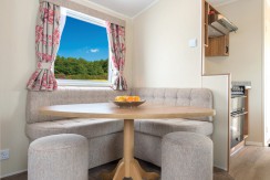willerby-rio-gold-10ft-dining-area