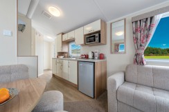 willerby-rio-gold-10ft-kitchen