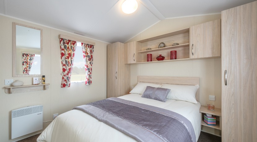 willerby-rio-gold-10ft-master-bedroom