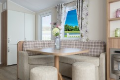 willerby-rio-premier-dining-area