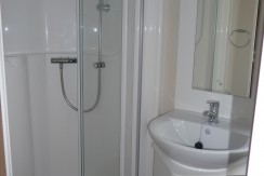 willerby-rio-shower