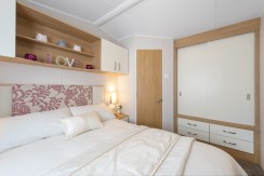 willerby-sierra-master-bedroom2
